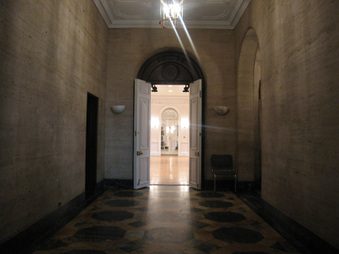 Enlarge photo 353