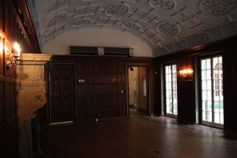 Enlarge photo 119