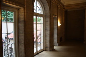 Enlarge photo 140