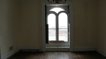 Enlarge photo 37