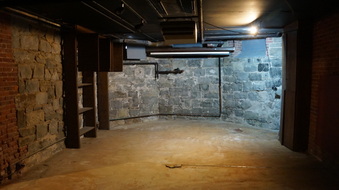 Enlarge photo 56