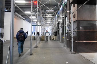 Enlarge photo 59