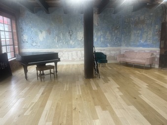 Enlarge photo 37