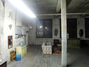 Enlarge photo 84