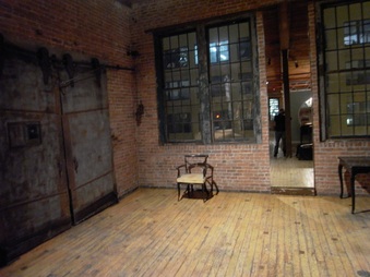 Enlarge photo 127