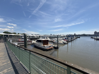 Enlarge photo 24