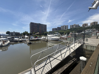 Enlarge photo 66
