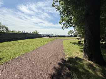 Enlarge photo 59
