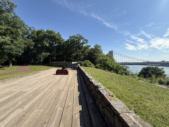 Enlarge photo 82