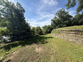 Enlarge photo 84