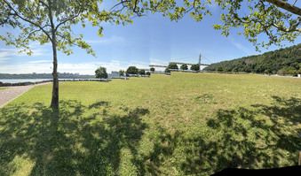 Enlarge photo 17