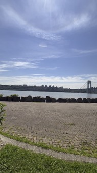 Enlarge photo 54