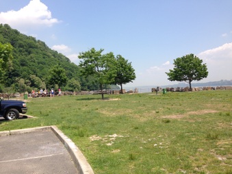 Enlarge photo 19