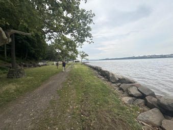 Enlarge photo 40