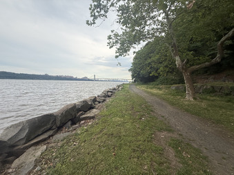 Enlarge photo 46