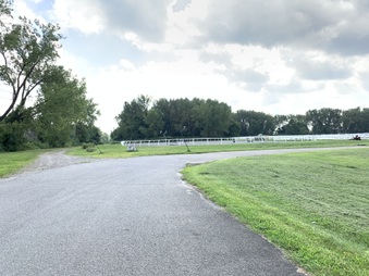 Enlarge photo 69
