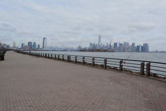 Enlarge photo 18
