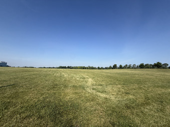 Enlarge photo 33