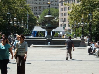 Enlarge photo 19