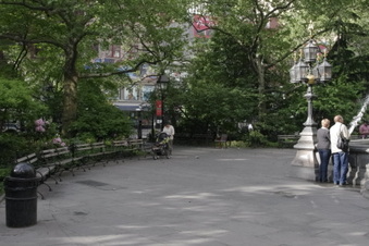 Enlarge photo 71