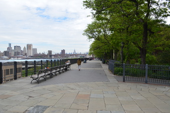 Enlarge photo 15