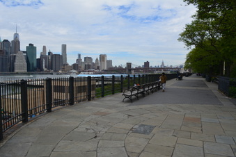 Enlarge photo 18