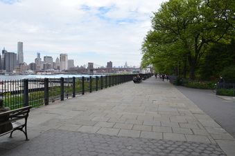 Enlarge photo 22