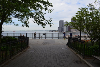 Enlarge photo 36