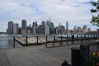Enlarge photo 37