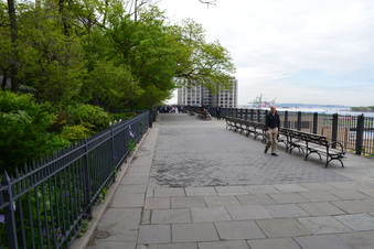 Enlarge photo 42