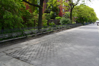 Enlarge photo 51