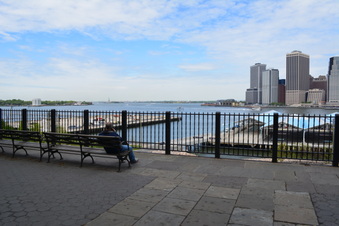 Enlarge photo 60