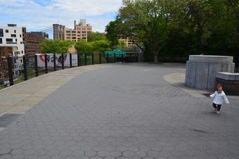 Enlarge photo 82