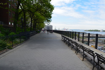 Enlarge photo 91