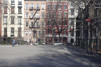Enlarge photo 15
