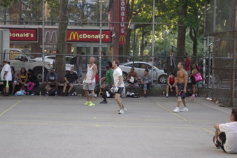 Enlarge photo 13