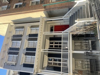 Enlarge photo 3