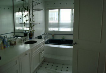 Enlarge photo 19