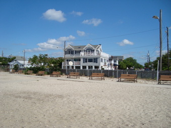 143 Freeport St
