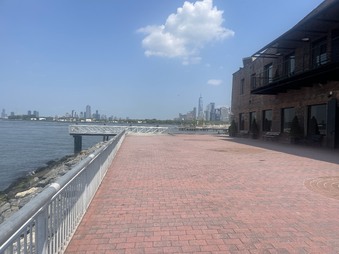 Enlarge photo 31