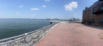 Enlarge photo 33