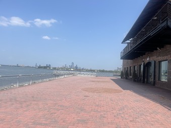 Enlarge photo 49
