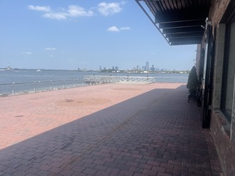 Enlarge photo 57
