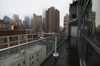 Enlarge photo 47