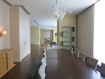 Enlarge photo 303