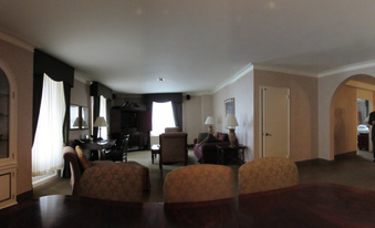 Enlarge photo 68
