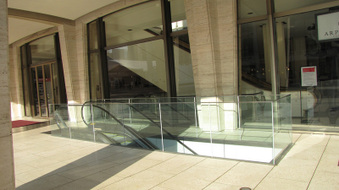 Enlarge photo 18