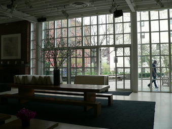 Enlarge photo 19