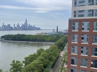 Enlarge photo 39
