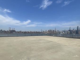 Enlarge photo 119
